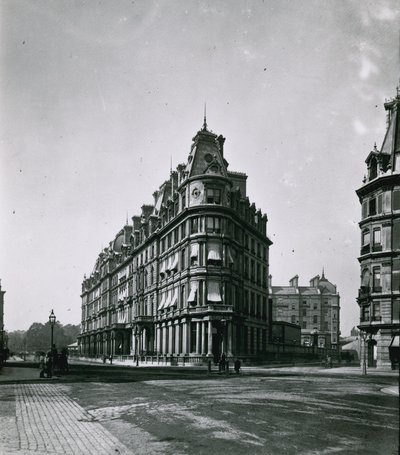 Grosvenor Place, Londýn od English Photographer