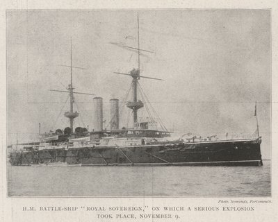 HM Battle-Ship Royal Sovereign, na kterém došlo k vážné explozi, 9. listopadu od English Photographer