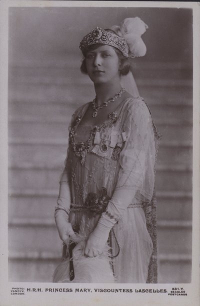 Jeho královská výsost princezna Mary, vikomtesa Lascellesová (černobílá fotografie) od English Photographer