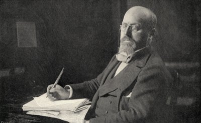 Henry James (1843-1916) ve své pracovně od English Photographer