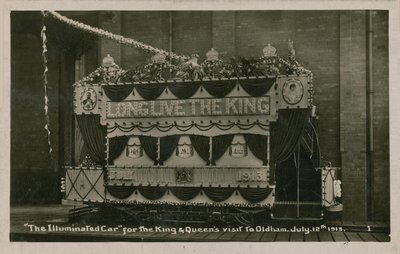 Osvětlená tramvaj na památku návštěvy krále a královny v Oldhamu, 12. července 1913. Pohlednice odeslána v roce 1913. od English Photographer