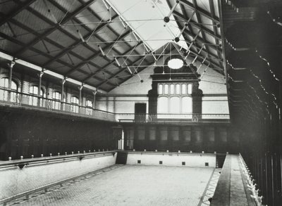Laurie Grove Bath: první veřejná koupaliště v Deptfordu, první třída, 1898 od English Photographer