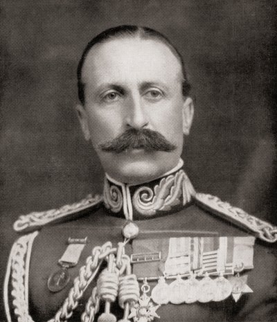 Generálporučík Sir Edwin Alfred Hervey Alderson z The Illustrated War News, 1915 od English Photographer