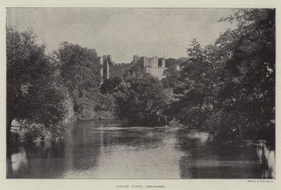 Hrad Ludlow, Shropshire od English Photographer