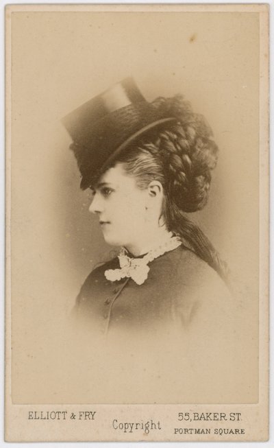 Mabel Grayová od English Photographer
