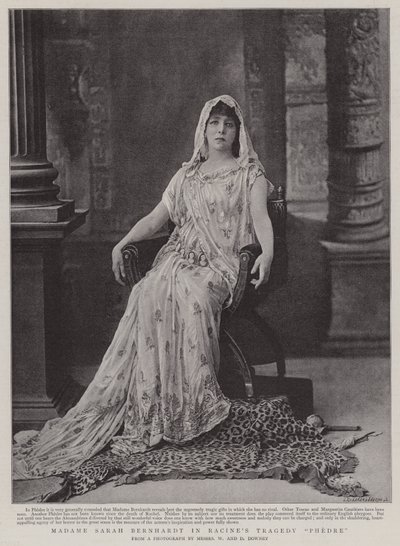 Madame Sarah Bernhardt v Racines Tragedy Phedre od English Photographer