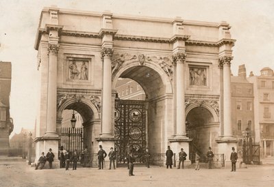 Marble Arch, Oxford Street, Londýn od English Photographer