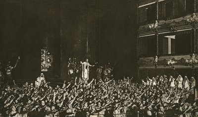 Max Reinhardts Oidipus Rex s Johnem Martinem-Harveyem v roce 1912 od English Photographer
