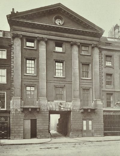 Brána středního chrámu, 1885 od English Photographer