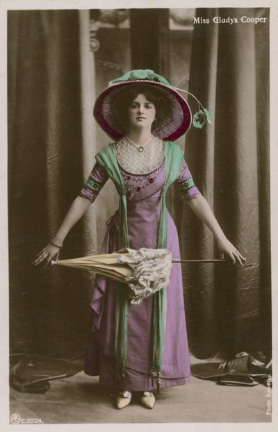 Slečna Gladys Cooperová od English Photographer