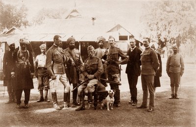 Narrain Sing, Hassan Ali, major Hamilton D. Taylor, Ram Singh, Mohamad Khan, HSR Sir Fred, Col. P. Carew, kolem roku 1886 od English Photographer