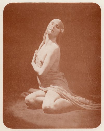 Nudistické umění: Etuda (čb fotografie) od English Photographer