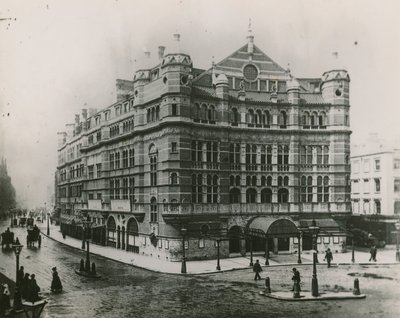 Palace Theatre, Cambridge Circus, Londýn od English Photographer