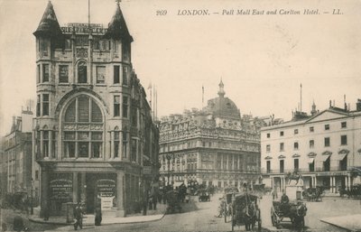 Pall Mall East a Carlton Hotel od English Photographer