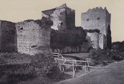 Hrad Portchester (černobílá fotografie) od English Photographer