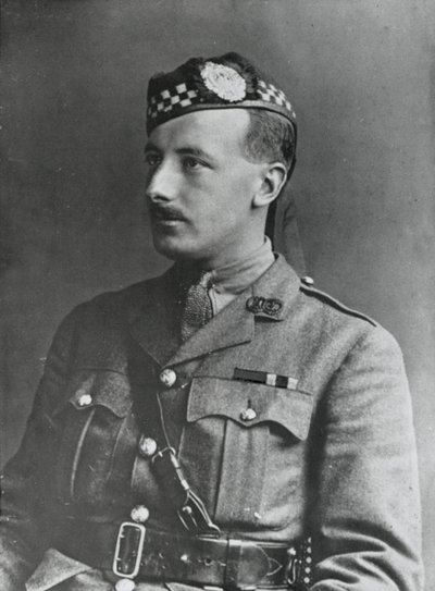 Portrét kapitána Arthura Hendersona VC, 2. prapor Argyll a Sutherland Highlanders, 1915 od English Photographer