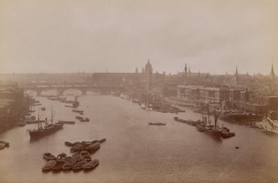 Pohlednice s výhledem na Temži od English Photographer