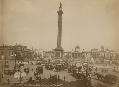 Pohlednice s obrázkem Trafalgarského náměstí od English Photographer