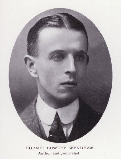 Významní muži Londýna: Horace Cowley Wyndham (černobílá fotografie) od English Photographer