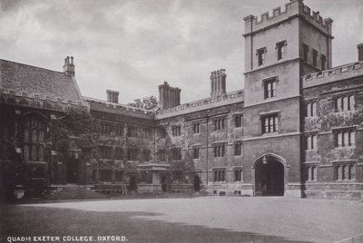 Quadrangle Exeter College, Oxford od English Photographer