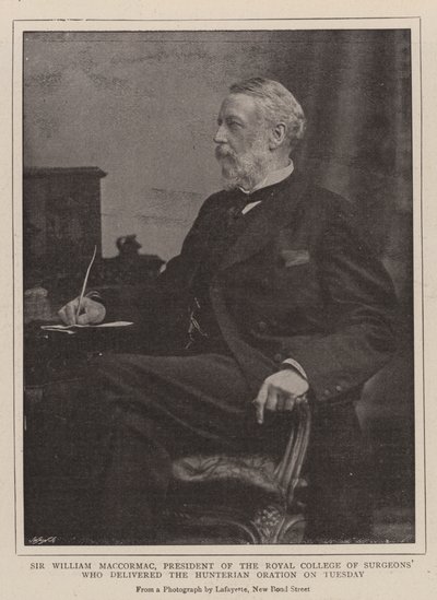 Sir William MacCormac, prezident Royal College of Surgeons, který v úterý pronesl Hunterian Oration od English Photographer