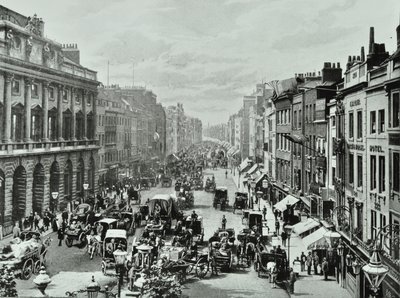 Somerset House, Strand, Westminster LB: při pohledu na západ od Saint Mary-le-Strand, 1895 od English Photographer