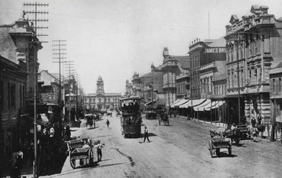 Jižní Afrika: Main Street, Port Elizabeth (černobílá fotografie) od English Photographer
