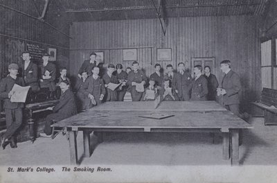 St Mark’s College, The Smoking Room (černobílá fotografie) od English Photographer