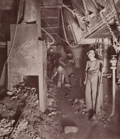 Zastavení bitevní lodi (čb fotografie) od English Photographer