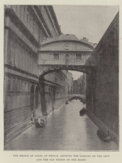 Most vzdechů v Benátkách, ukazující knihovnu vlevo a starou věznici vpravo od English Photographer
