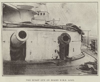Burst Gun na palubě HMS Ajax od English Photographer
