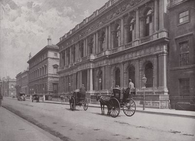 Carlton and Reform Clubs, Pall Mall od English Photographer
