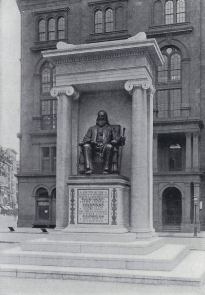 The Cooper Institute and Monument, New York (černobílá fotografie) od English Photographer