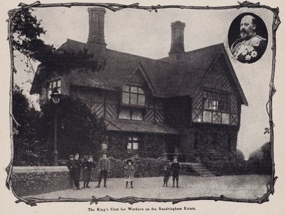 Královský klub pro dělníky na Sandringham Estate, Norfolk (černobílá fotografie) od English Photographer