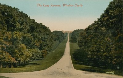 The Long Avenue, Windsor Castle v Anglii. Pohlednice odeslána v roce 1913. od English Photographer
