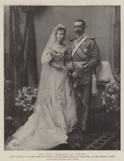 Královský sňatek v Coburgu, princ Ernest z Hohenlohe-Langenburg a jeho nevěsta, princezna Alexandra, ve svatebních šatech od English Photographer