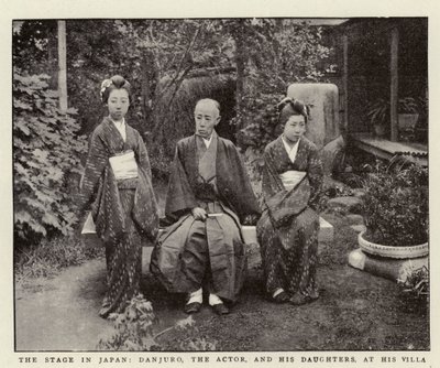 Jeviště v Japonsku, Danjuro, herec a jeho dcery, v jeho vile od English Photographer
