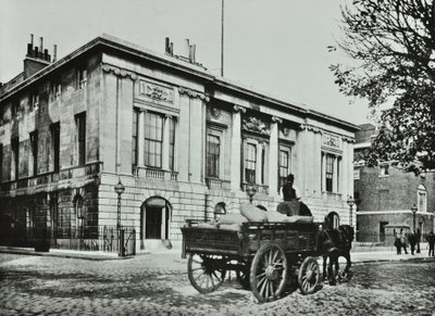 Trinity House, Trinity Square, City of London, 1890 od English Photographer