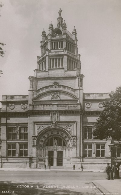 Victoria and Albert Museum, Londýn od English Photographer