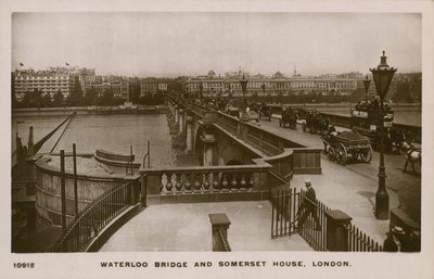 Waterloo Bridge a Somerset House, Londýn od English Photographer