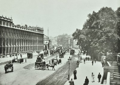 Whitehall, Westminster LB: Pohled na sever, 1890 od English Photographer