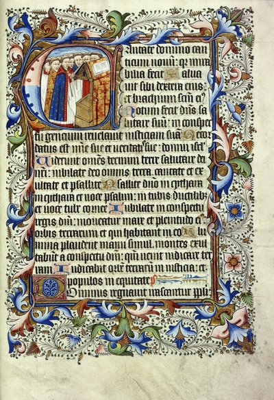 Stránka ze žaltáře v latině s historickou iniciálou zobrazující skupinu mnichů stojících před řečnickým zpěvem, kolem roku 1455 od English School