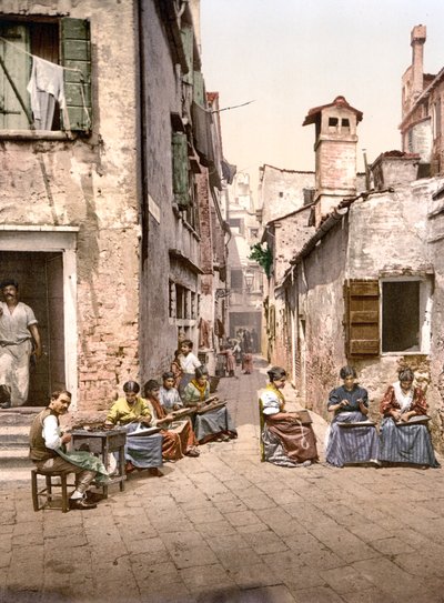 Calle dell Angelo a San Martino, Benátky (ručně kolorovaná fotografie) od English School