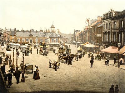 Carlisle Market Place (ručně kolorovaná fotografie) od English School