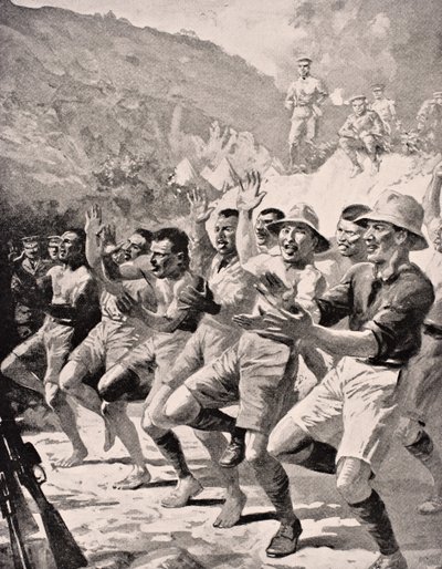 Maorští vojáci předvádějí Haka v Gaba Tepe na poloostrově Gallipoli Turecko 1915, z ‚The War Illustrated Album deLuxe‘, vydané v Londýně, 1916 od English School