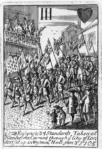 Hrací karta zobrazující praporčíky a standardy přijaté v Blenheimu, přenášené přes City of London, 3. ledna 1705 od English School