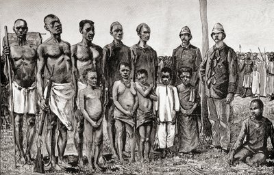 Pygmejští domorodci ve srovnání s anglickými důstojníky, Súdánci a Zanzibaři, 1890 (dřevoryt) od English School