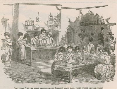 Práce s hračkami v dívčí hadrové škole, (Camel) Grays Yard, James Street, Oxford Street. od English School