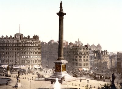 Trafalgar Square, Londýn (ručně kolorovaná fotografie) od English School