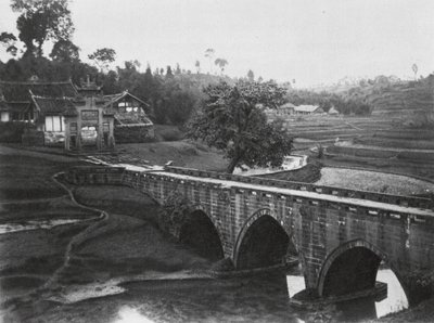 Luchou, Tzeliutsing, Sečuán, krajina (čb fotografie) od Ernst Boerschmann